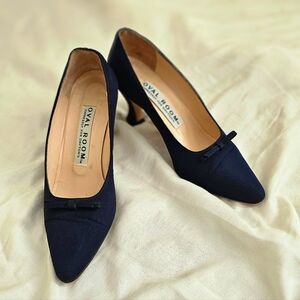 Navy blue heels